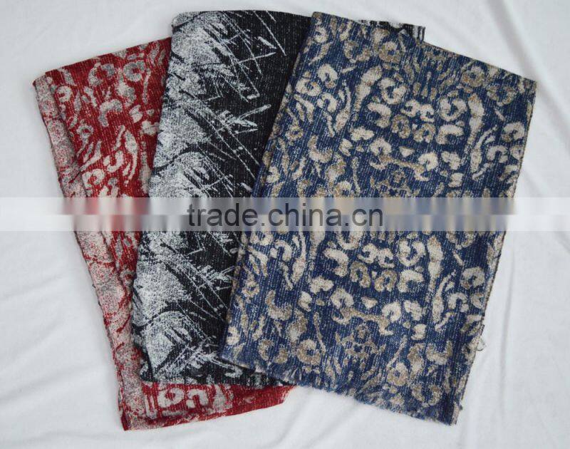 Fashion hot stylish lady jacquard leopard soft 100%viscose winter scarf