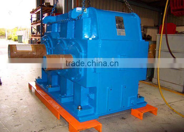 Durable and low-noice long life worm reducer / smaller design