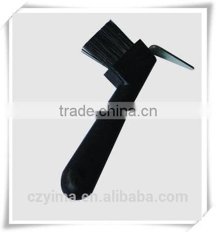 wooden horse grooming brush