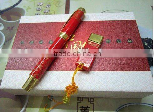32 GB ceramics USB flash disk