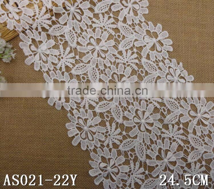 Factory Cheap Creamy White 24.5cm Wide Nylon Milk Fiber Embroideried Water Soluble Woman Dress Laces Fabric
