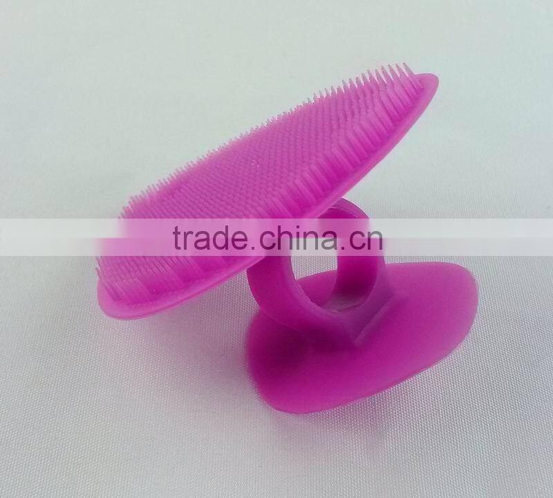 Silicone facial brush cleaner with suction