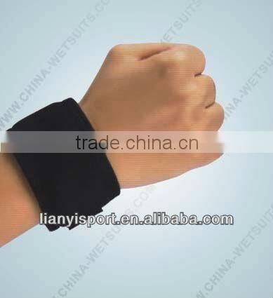 2013 fashionable custom neoprene wrist brace