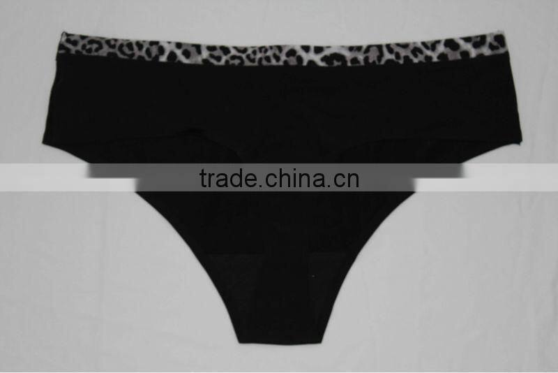 2014 Latest Design Seamless Bonded Thong Underwear Woman