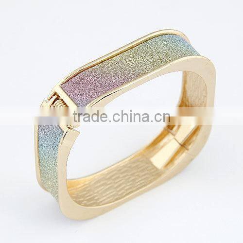 In stock marvelous gorgeous delicate cubic zirconia bracelet, heavy kundan jewelry set, alloy bangle