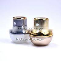 manufacturer sell elegant gold airless cosmetic bottles and jars set
