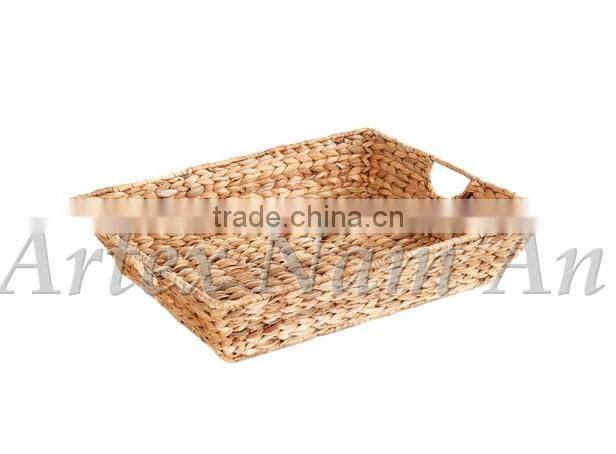 Beautiful water hyacinth fruit basket/ Fruit tray with handle woven storage basket