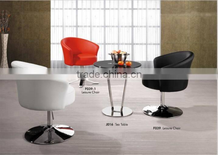 Creative recreational cane makes glass revolving chair half chair furniture cafe chair meetings.