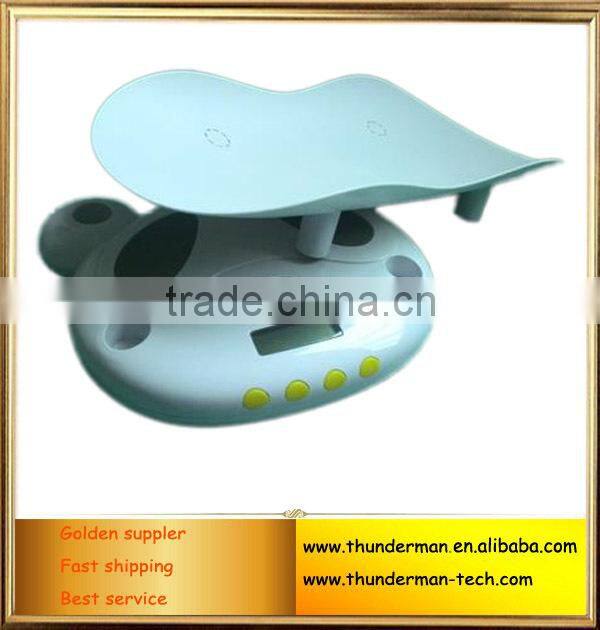 Electronic baby weighing scale with removable platform