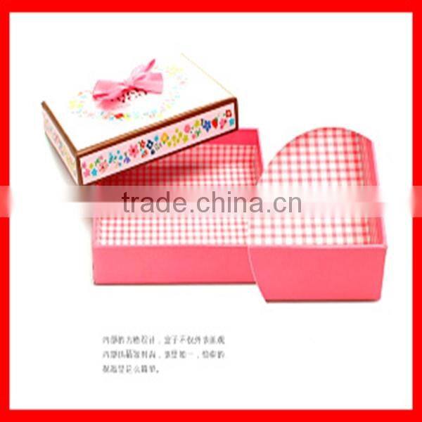 Classic Colorful Fresh Heart Printing Paper Candy Gift Storage Box Wholesale