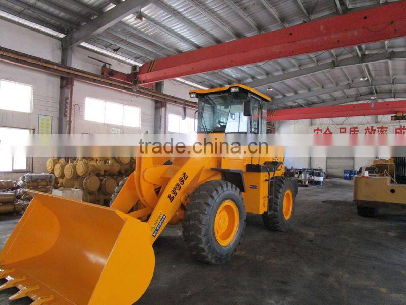 Earth moving machine LTMA 3 ton front end loader
