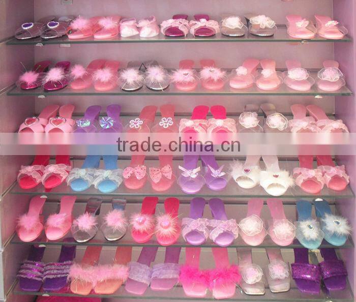 Plastic princess shoes for girls toy