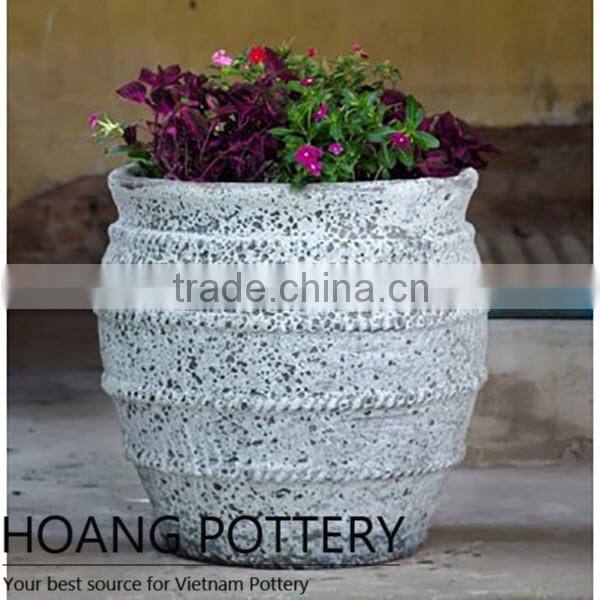 Antique Rustic Flower Pattern Planter