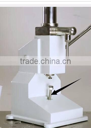 Pneumatic Cooking Oil Filling Machine A03