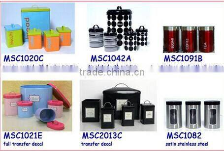 Set of 2 Canister with Wooden Lid