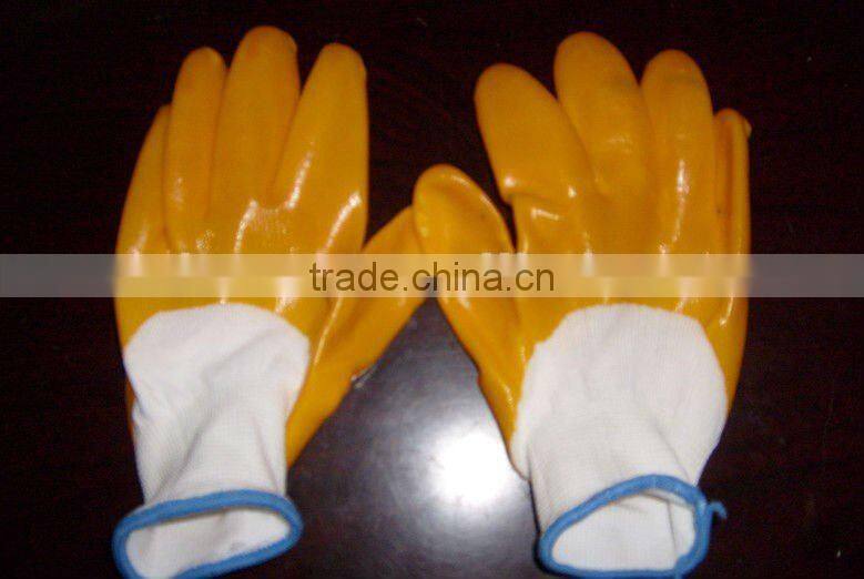 nitrile coated cut resistant glove for industrial work place