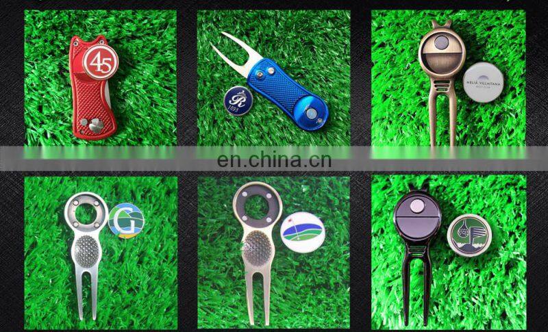 Popular UK golf plastic poker chip ball marker for bulk selling