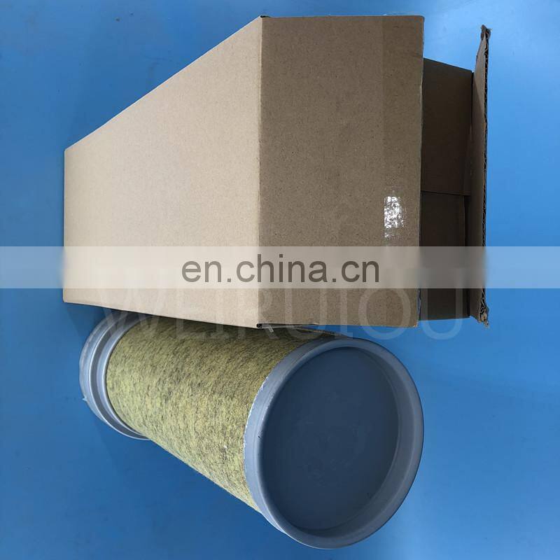 Truck engine fuel filter element 3979928