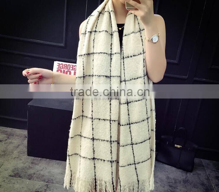 New Style Winter Ladies Fashion Tassel Woven Wool Plaid Shawl
