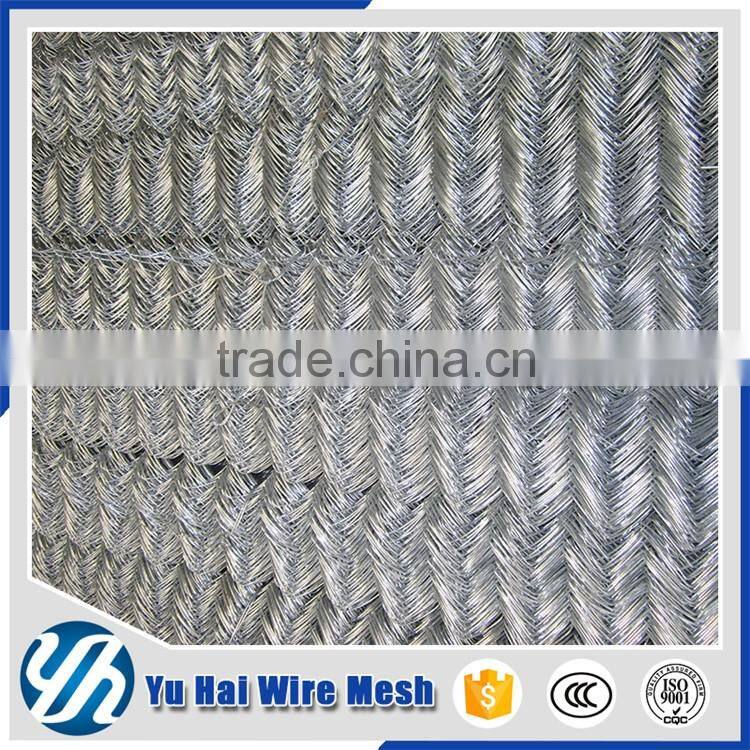 Small moq customized design artistic and practical bamboo chain link fence for sale