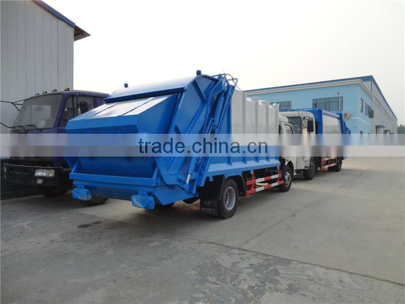 Dongfeng 4x2 small 5CBM vibrating plate compactor for sale