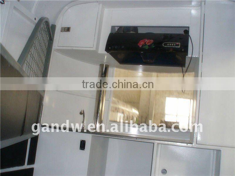 Custom 2Horse Float With Shower Room