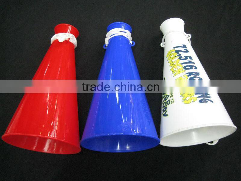 Plastic party blow horn