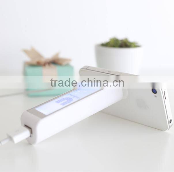 2015 newest hot mobile power bank Controling mobile phone camera, support shift between front and rear lens