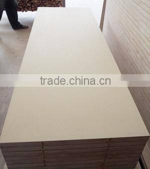 White primer molded mdf panel wood door price
