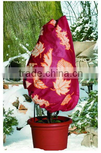 Red PP non-woven garden plant cover