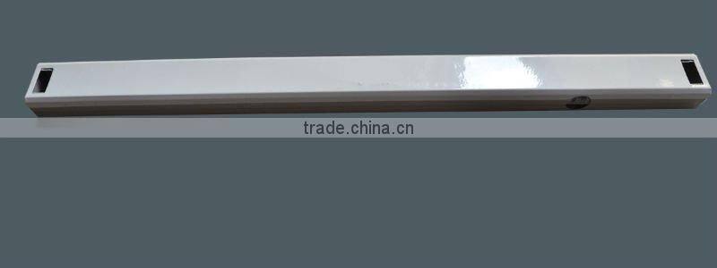 T8 fluorescent lighting fixture
