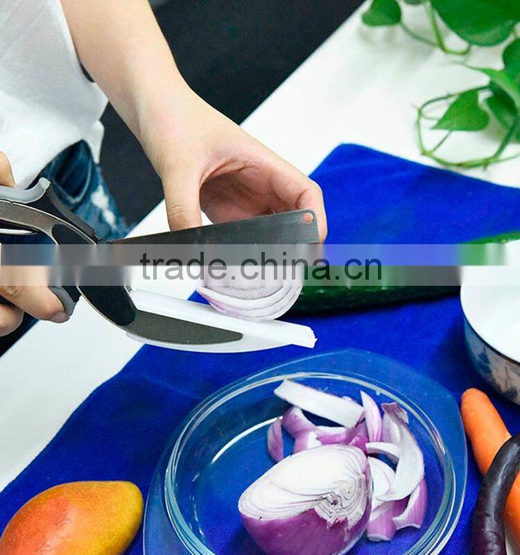 Clever new design unique creative smart vegetable fruit cutter 2 in 1