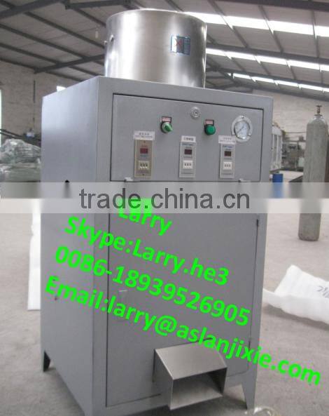 pine cone peeler machine/Siberian pine nuts peeler/peeling machine for pine nuts