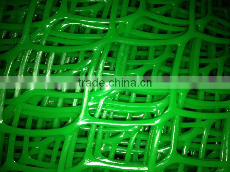 Green, black, blue,red plastic flat wire mesh Used in making of netting for air conditioner, road base netting and more