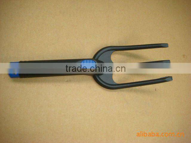 4 PIECE GARDEN TOOL SET