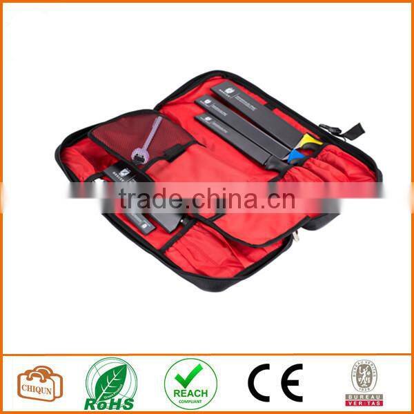 12 Pocket Single-Zip Knife Case