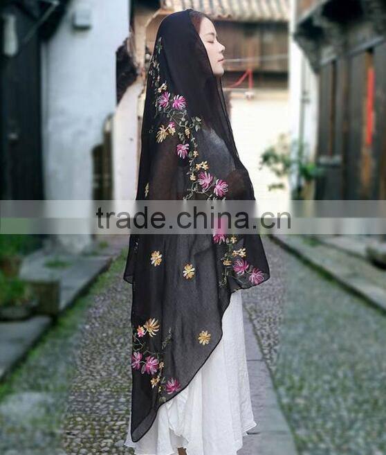 2017 hot sale spring summer scarves cotton folwer embroidery hijab Scarf for muslim woman