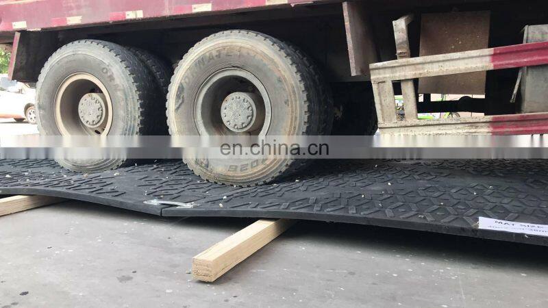 Construction plastic RV ground protection sand trackway mats system