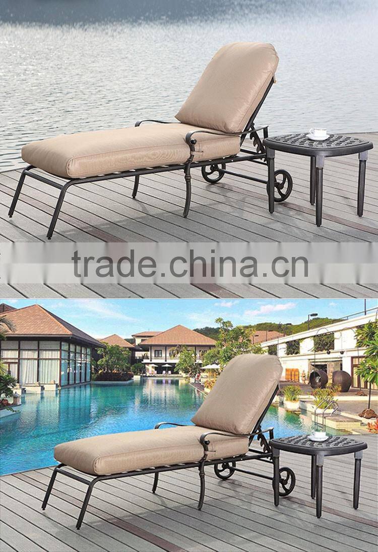 Outdoor Classic Beach Lounge Design Sofa Hollow Cast Aluminum Chaise Lounge Sofa