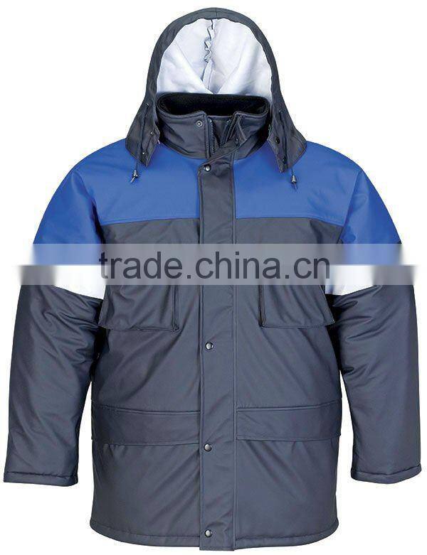 Rain jacket with high frequency welding