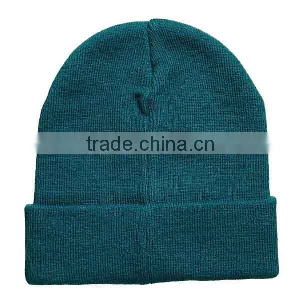 Custom wholesale beanie with custom label
