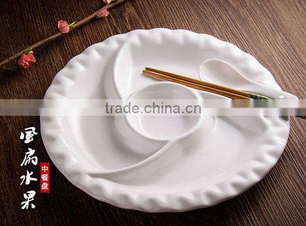 White ceramic dinner division fan shape round plate for home restaurant