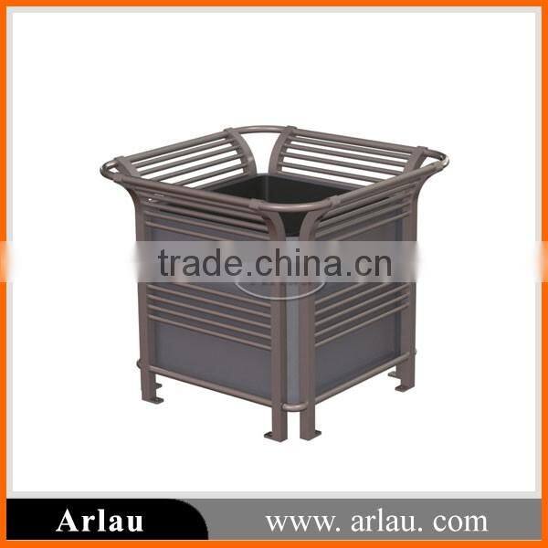 Hot-sale public small sqaure metal flower planter