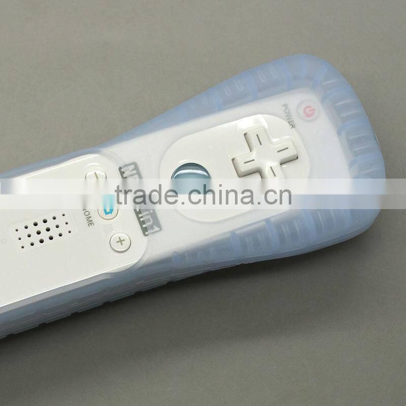 Remote + nunchuk controller for wii game controller