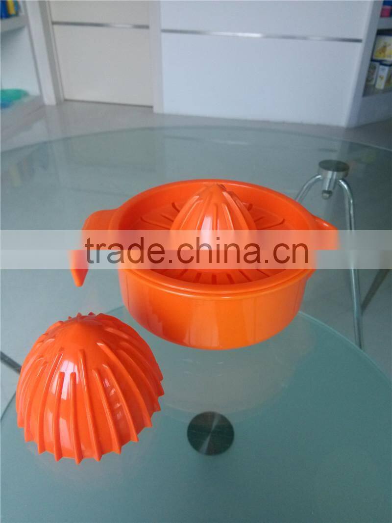 Plastic Manual Juicer