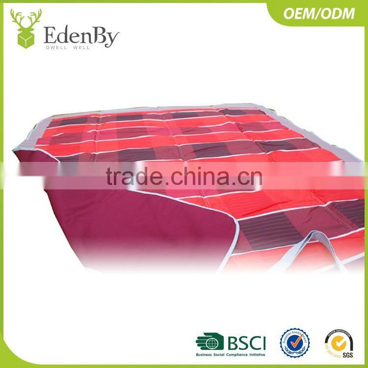 rubber play mat material laminated aluminum PE film EPE foam picnic self inflating camping mat
