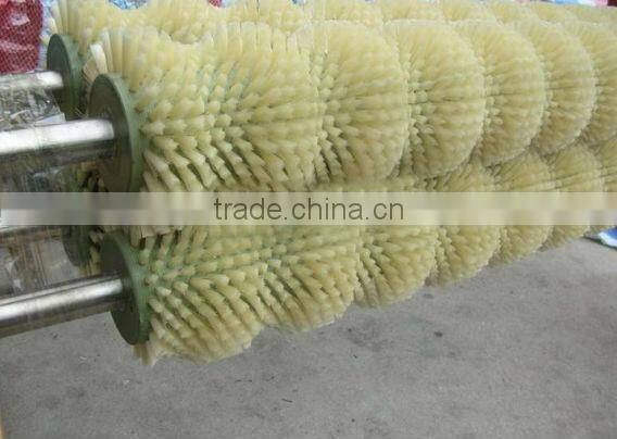 Vegetable washing brushes