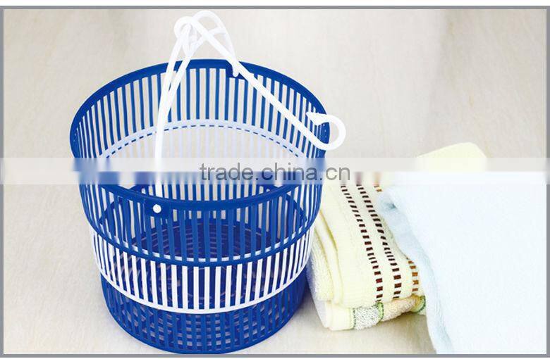 Cheap Nice Clothes Pegs with Plastic Basket