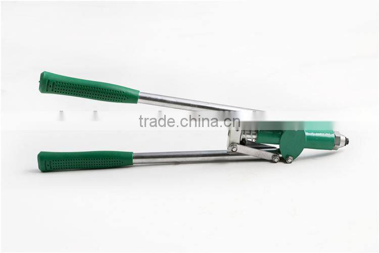 Professional hand riveter gun with plastic handle hand rivets