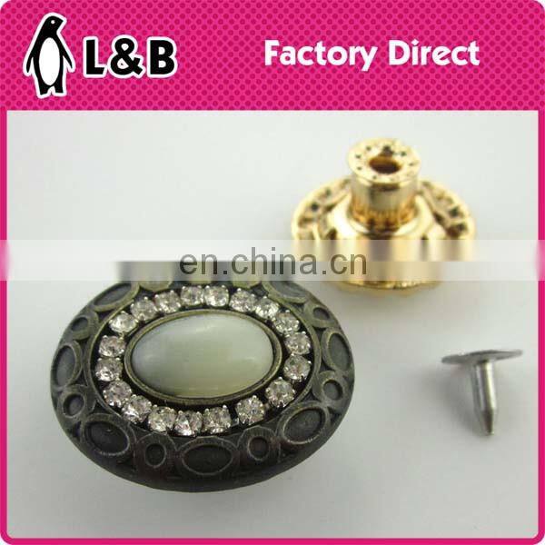 New models custom zinc alloy metal botton with glass stone